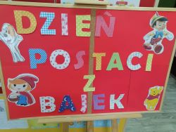 biedronki dzień postaci z bajek 04.11.2020